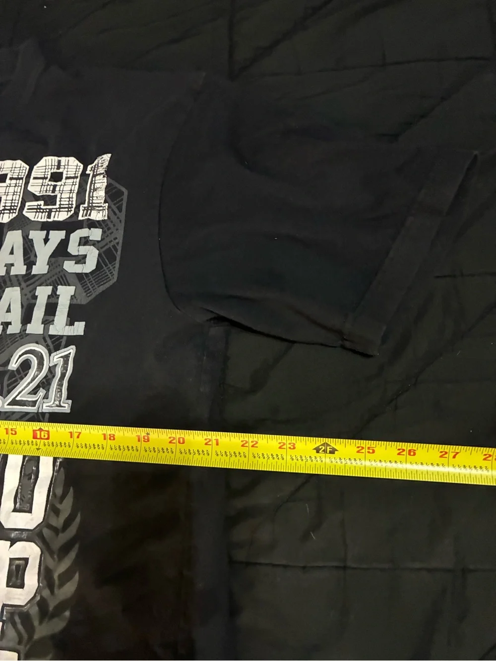 Southpole Tee Size L